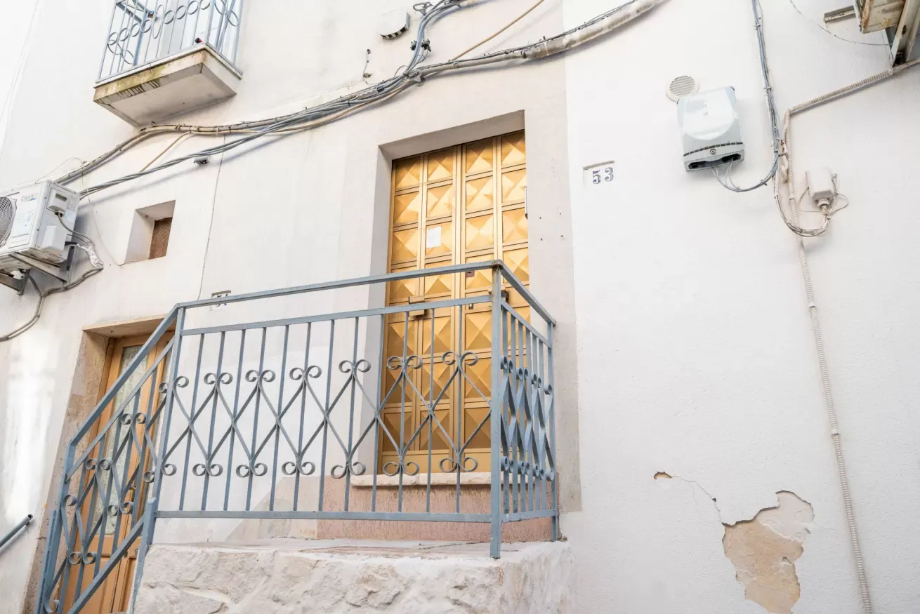 dimora-pietra-chiara-arcueve-05